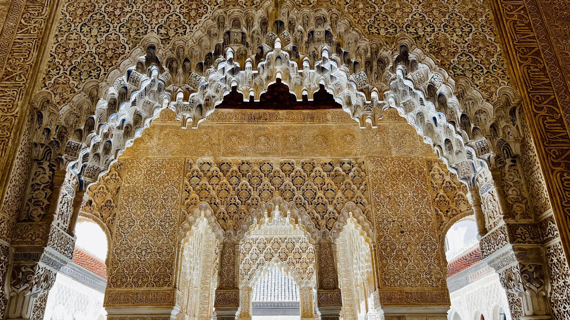 Entradas a la Alhambra: Generalife, Palacio de Carlos V y Alcazaba con audioguía - Galería 2