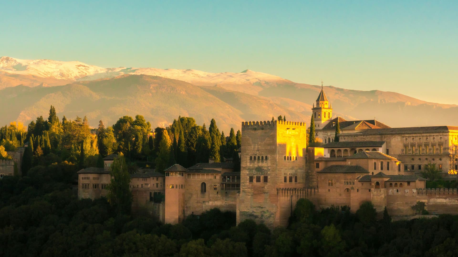 Entradas a la Alhambra: Generalife, Palacio de Carlos V y Alcazaba con audioguía